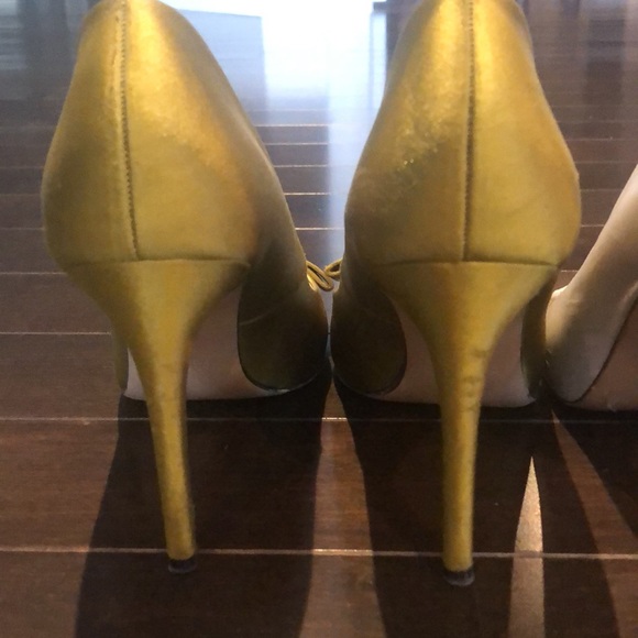 4” heeled Zara pumps bundle size 8/39 black, grey, chartreuse - Picture 5 of 13